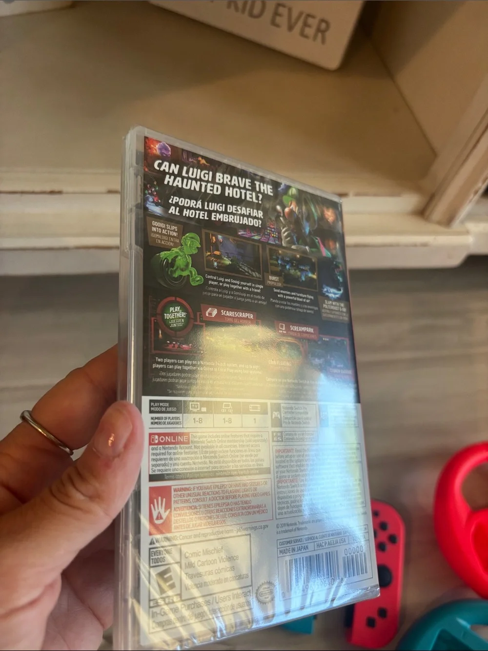 Nintendo Luigi's Mansion 3 - Green and Yellow Cover